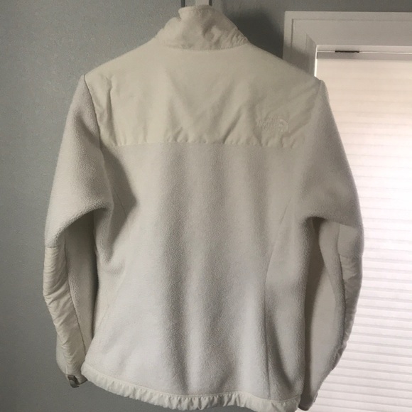 White Northface Denali Jacket Size Small - Picture 3 of 6